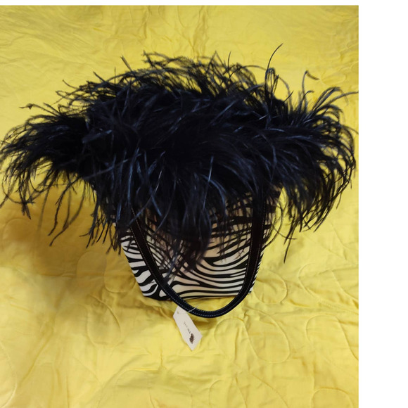 Feathered Zebra Print Bag - Picture 1 of 4